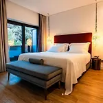 Otel Hills