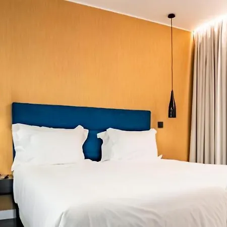 Hills Ξενοδοχείο 4*