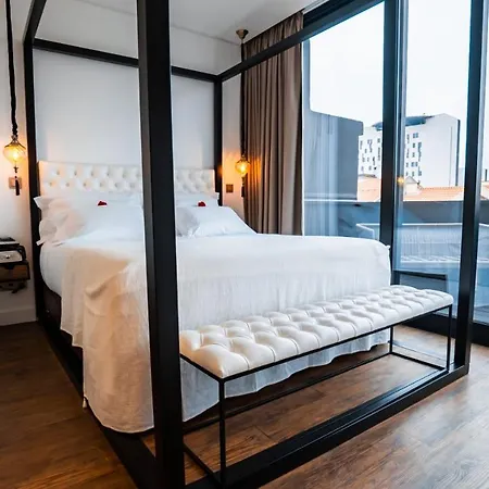 Hills Hotel