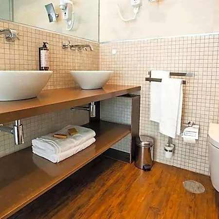 Hills Hotel 4*