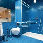 Отель Hills 4*
